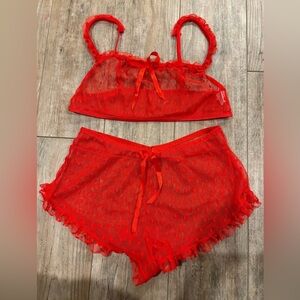 Red lace bra & panty set perfect for Valentines Day size large never worn